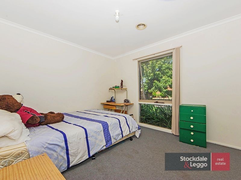 2/1 Samuel Court, Werribee VIC 3030