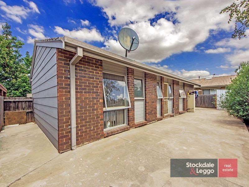 2/1 Samuel Court, Werribee VIC 3030