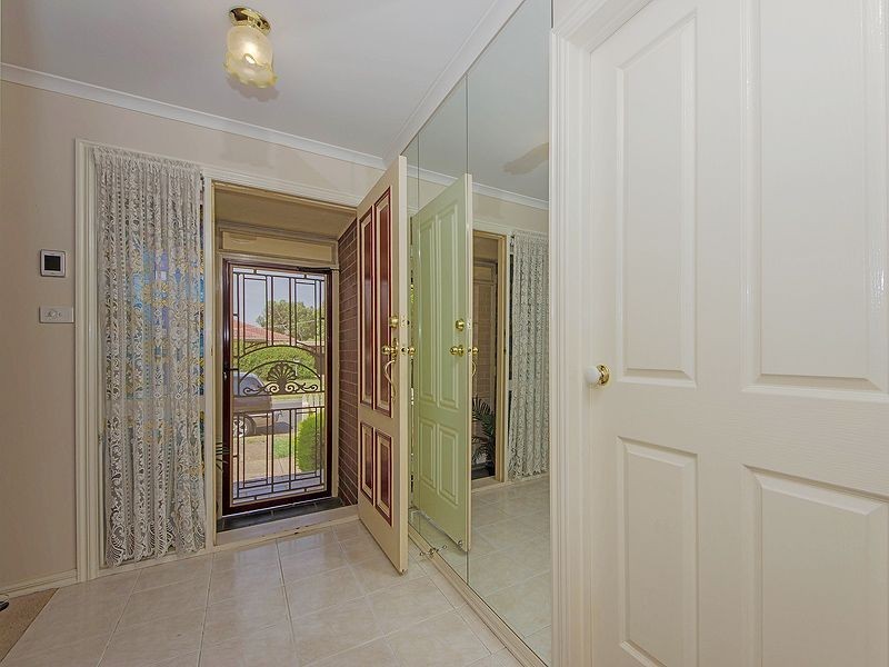 2/33 Reserve Road, Hoppers Crossing VIC 3029