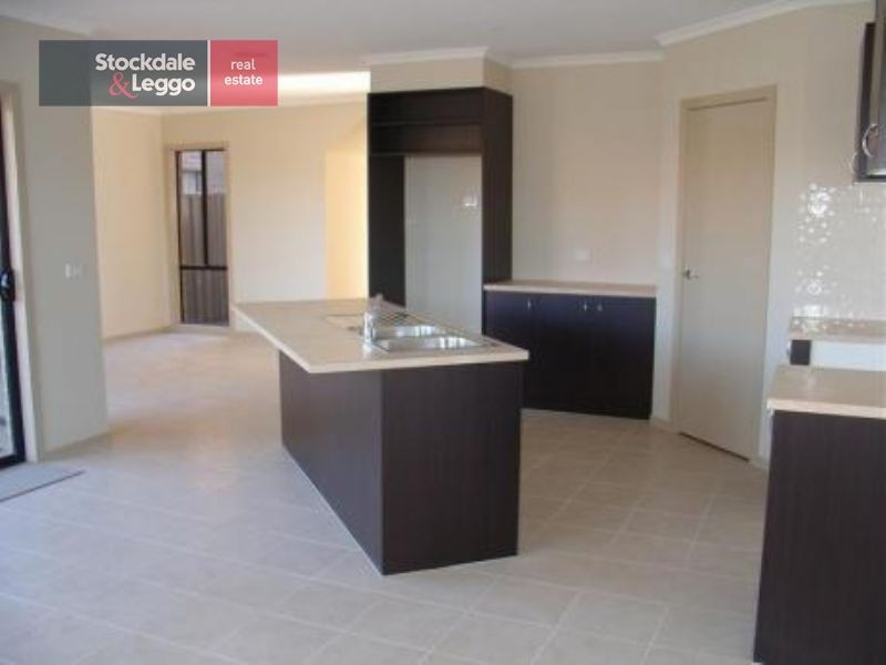 22 Misty Meadows, Truganina VIC 3029