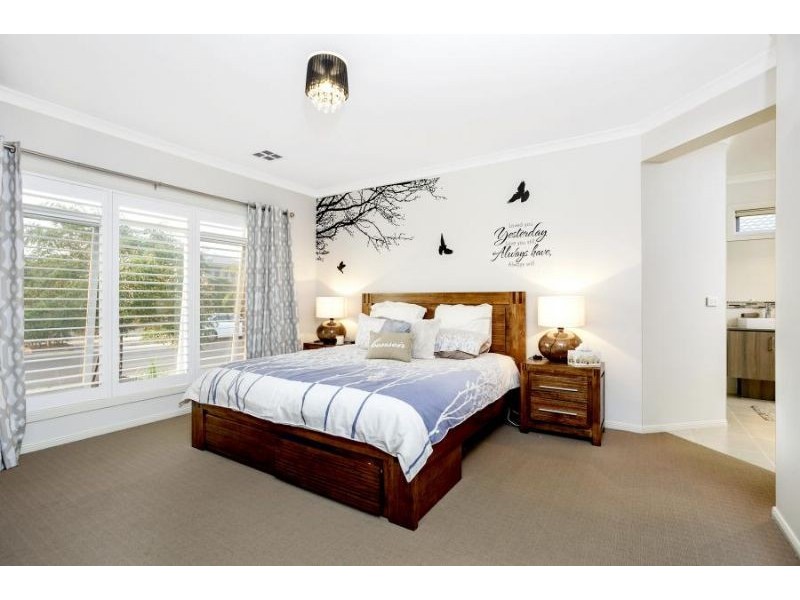 24 Serene Street, Tarneit VIC 3029