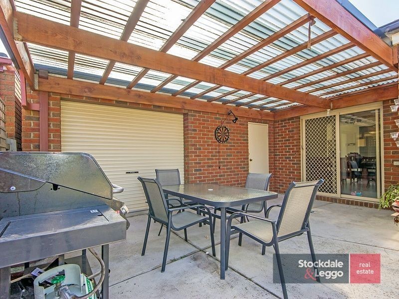 21 Finchley Park Crescent, Tarneit VIC 3029