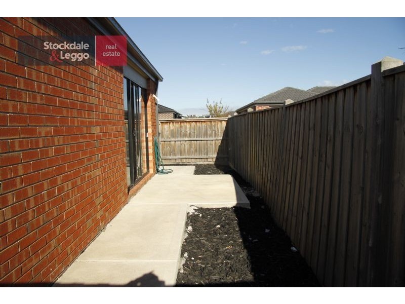 20 Loon Drive, Williams Landing VIC 3027