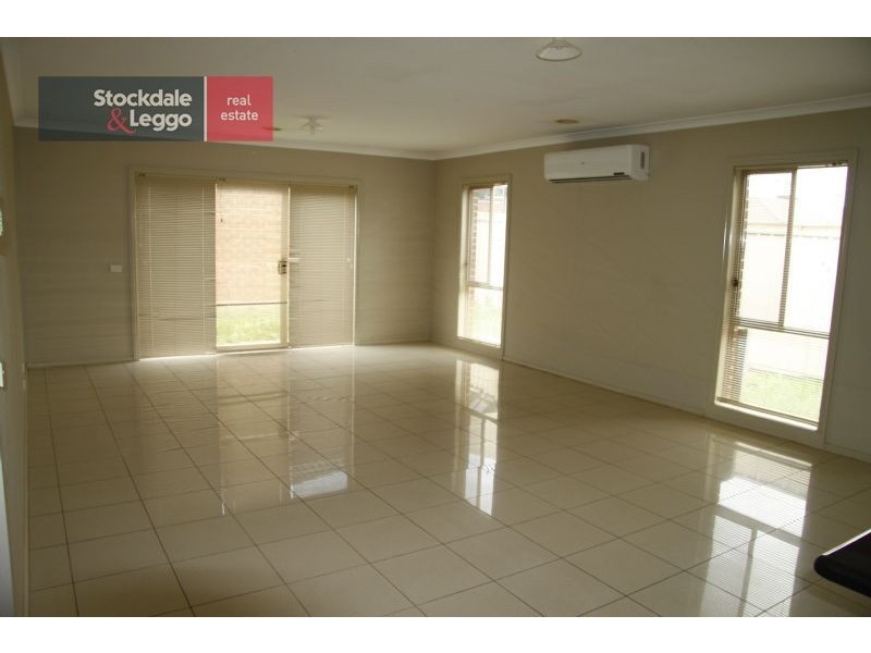 1 Maxwell Street, Point Cook VIC 3030