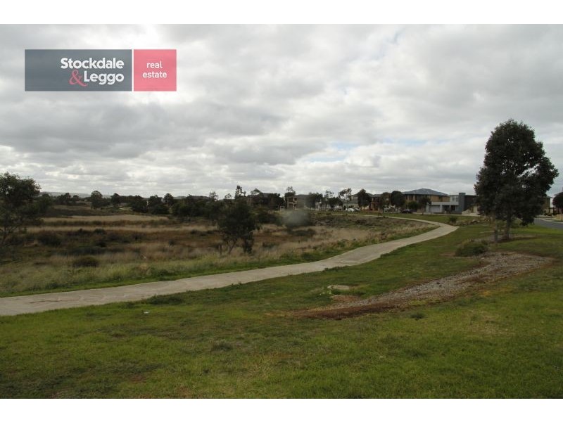 1 Maxwell Street, Point Cook VIC 3030