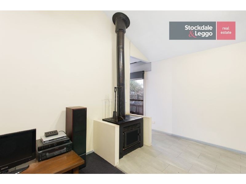 100 Purchas Street, Werribee VIC 3030