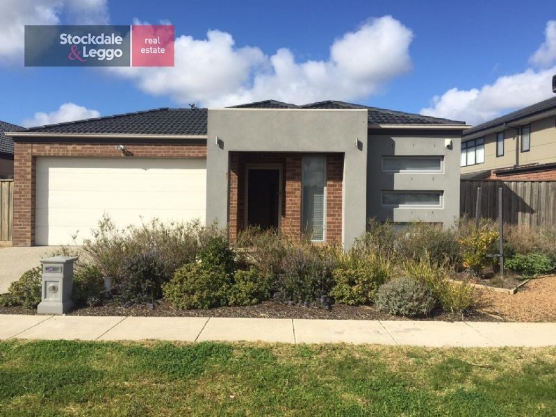 15 Kenton Avenue, Williams Landing VIC 3027