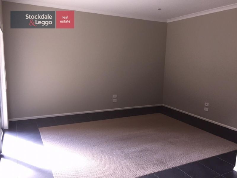 15 Kenton Avenue, Williams Landing VIC 3027