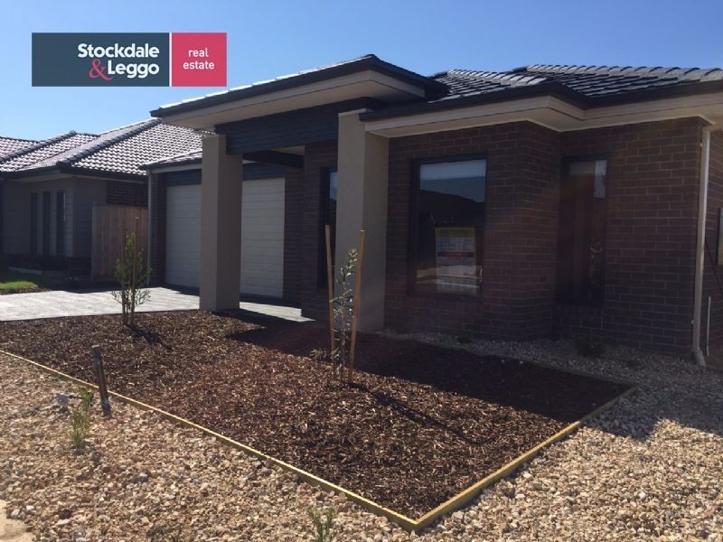 6 McWilliams Crescent, Point Cook VIC 3030