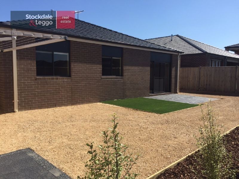 6 McWilliams Crescent, Point Cook VIC 3030