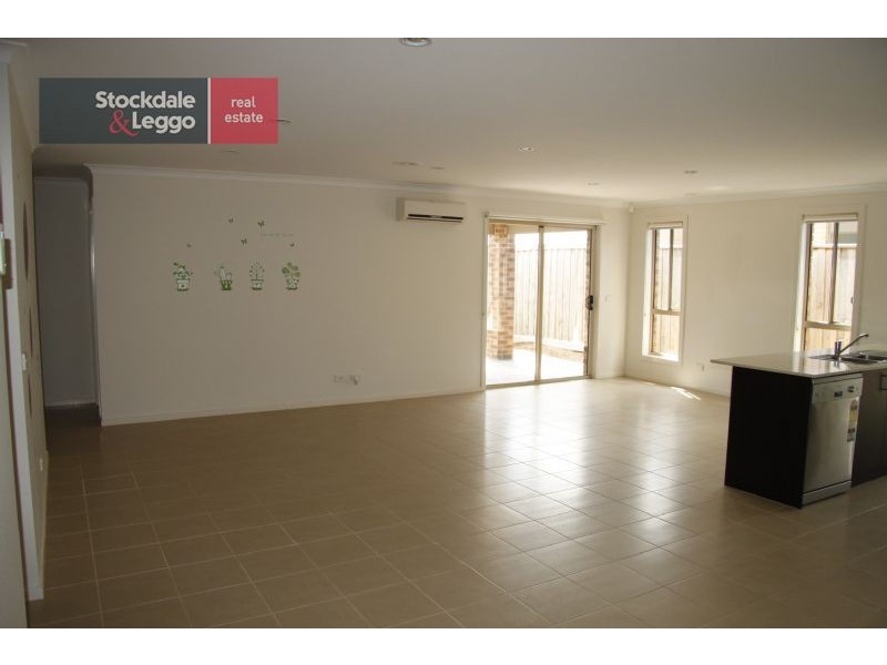 33 Tropic Circuit, Point Cook VIC 3030