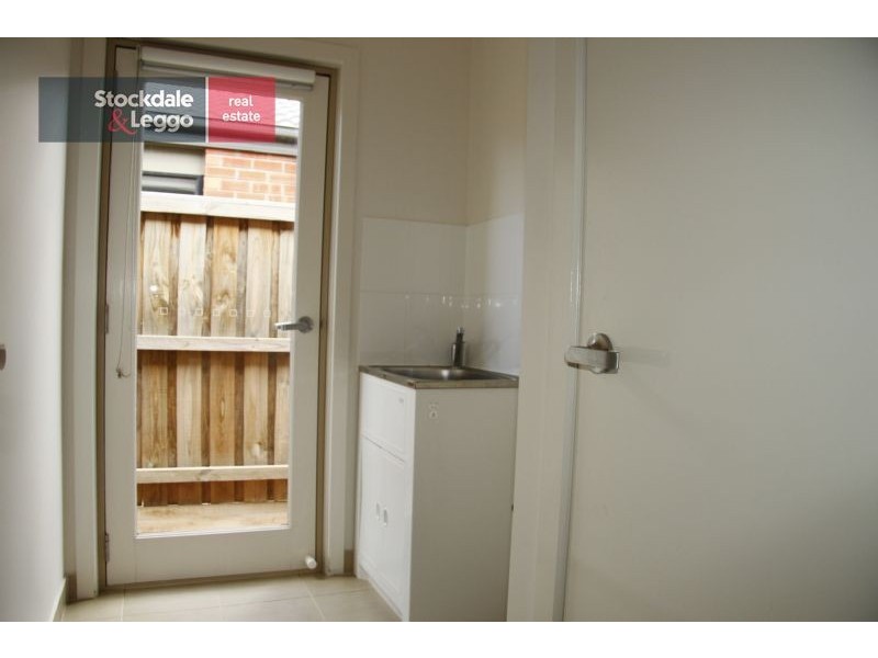 33 Tropic Circuit, Point Cook VIC 3030
