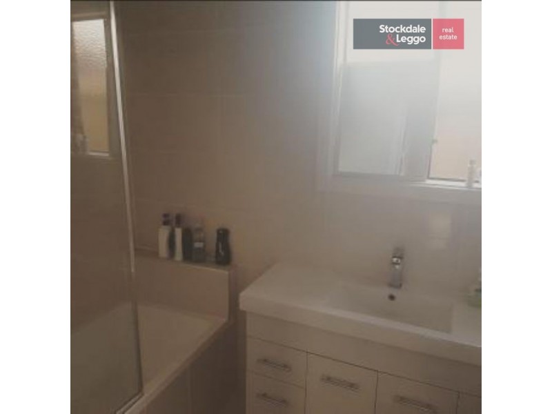 2/39 Kiora Street, Altona Meadows VIC 3028