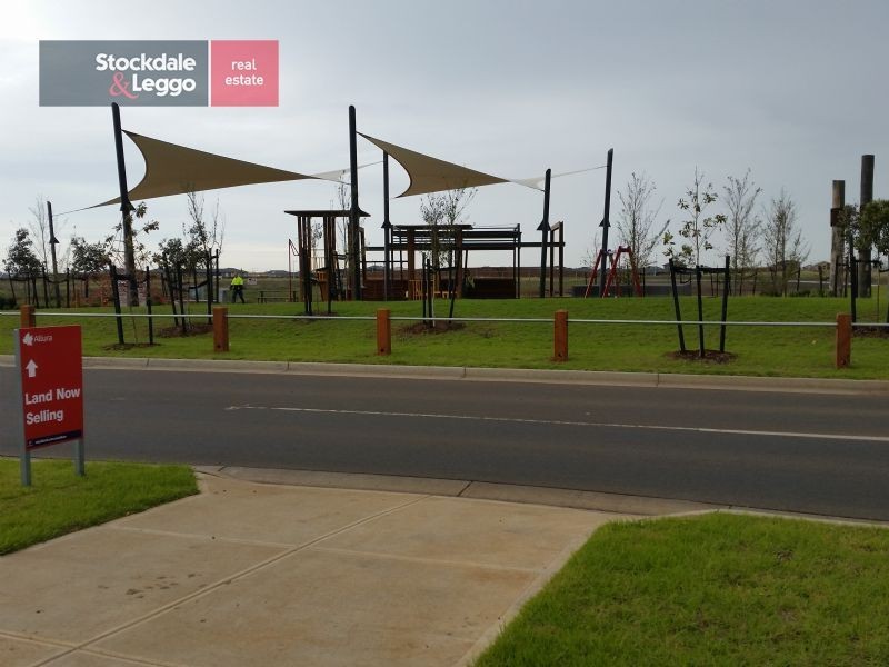 24 Tylden Way, Truganina VIC 3029