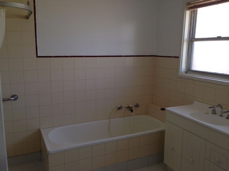 41 LOYOLA AVENUE, Werribee VIC 3030