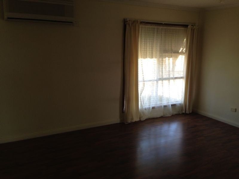 41 LOYOLA AVENUE, Werribee VIC 3030