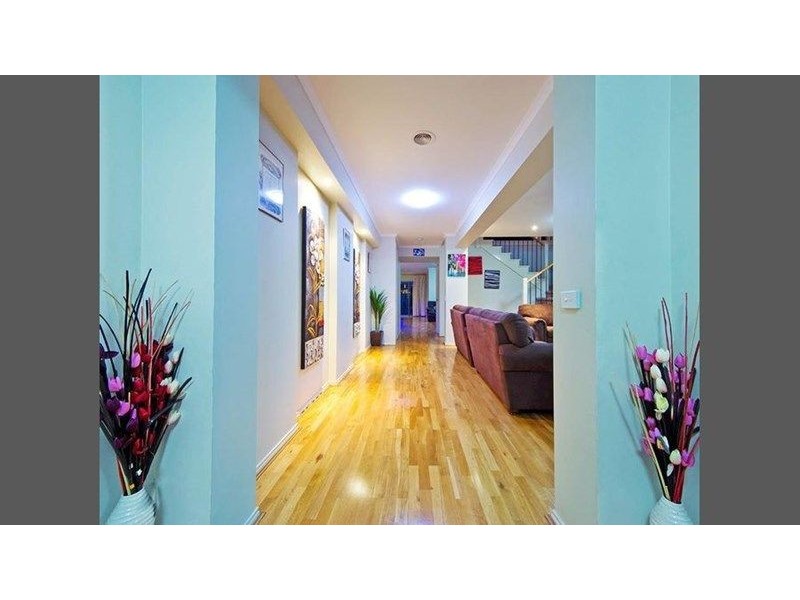 6 Fantail Crescent, Williams Landing VIC 3027