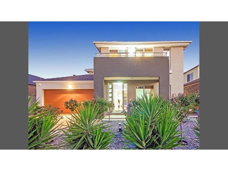 6 Fantail Crescent, Williams Landing VIC 3027