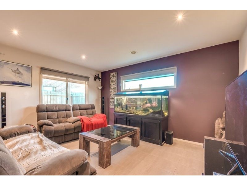 9 Greenleaf Circuit, Tarneit VIC 3029