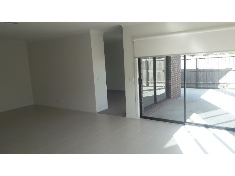 2 Orpheus Street, Point Cook VIC 3030