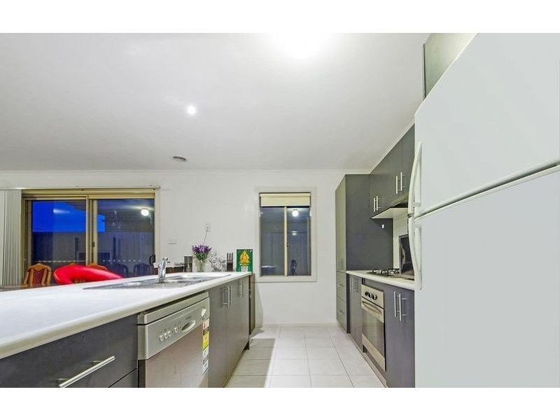 14 Barmera Way, Truganina VIC 3029