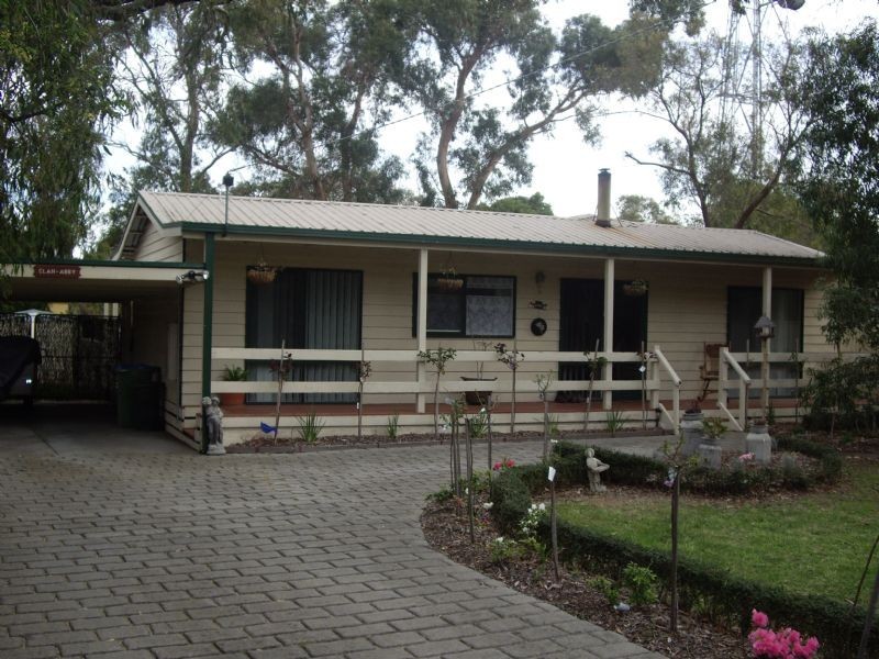 5 HOWELL STREET, Crib Point VIC 3919