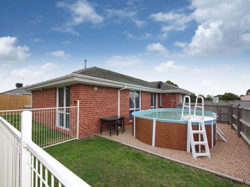 16 BRYDON COURT, Hastings VIC 3915