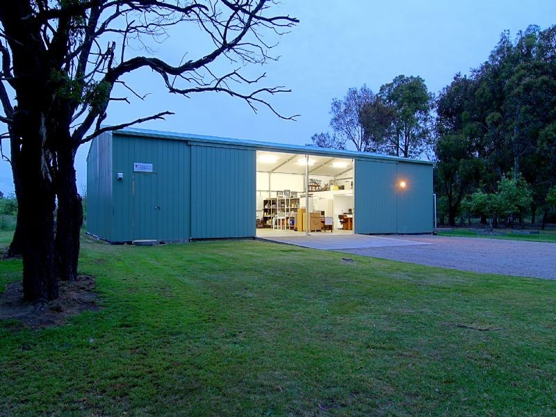 213 HENDERSONS ROAD, Hastings VIC 3915