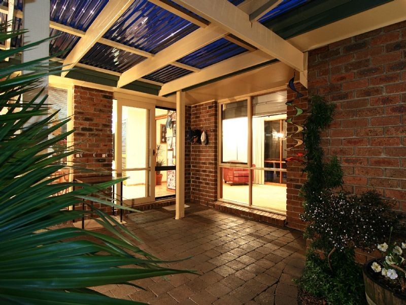 213 HENDERSONS ROAD, Hastings VIC 3915