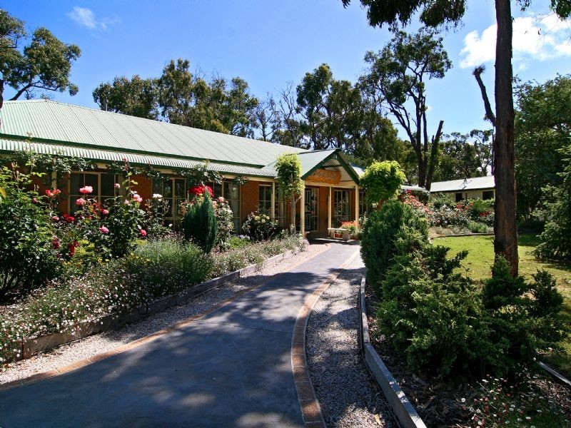 24 HAMILTON STREET, Crib Point VIC 3919