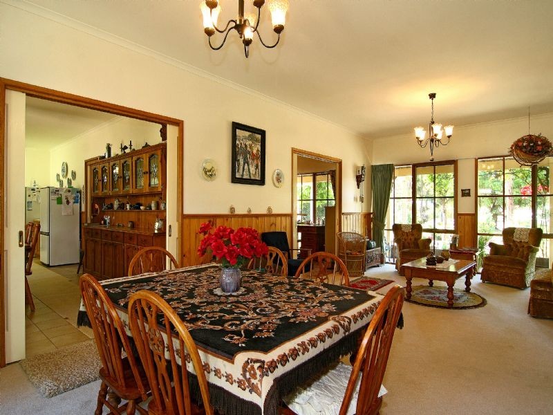 24 HAMILTON STREET, Crib Point VIC 3919