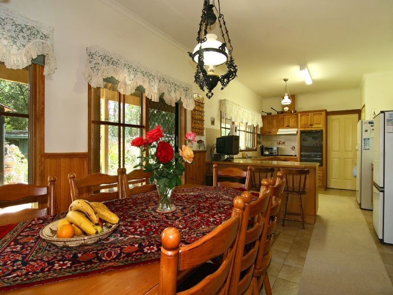 24 HAMILTON STREET, Crib Point VIC 3919