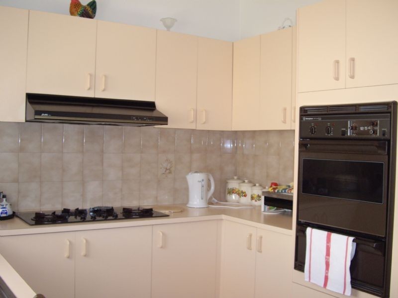 2/1 HERRING STREET, Hastings VIC 3915