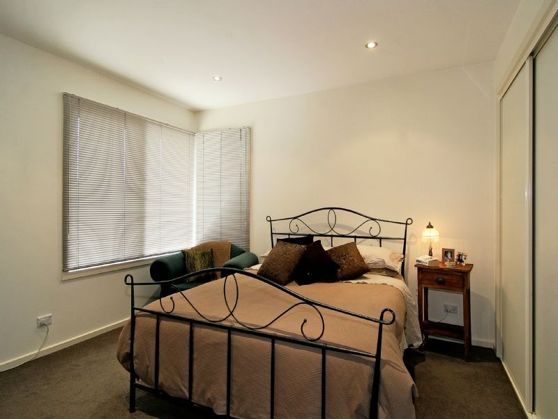 4/57 MARINE PARADE, Hastings VIC 3915