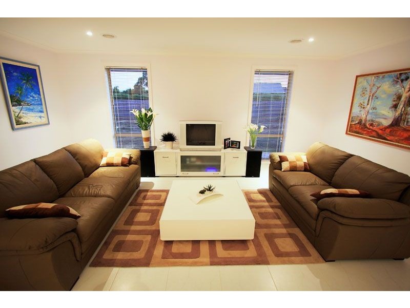 50 ROSEMARY DRIVE, Hastings VIC 3915