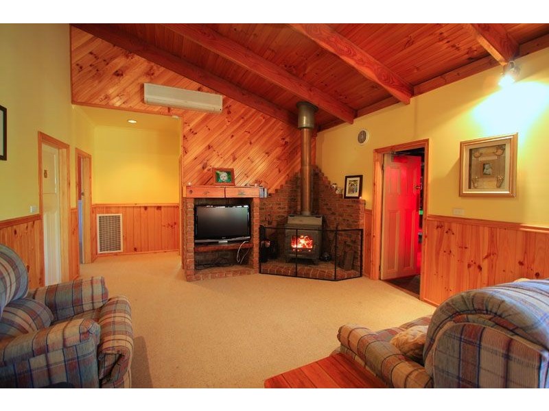 19 PARK STREET, Bittern VIC 3918