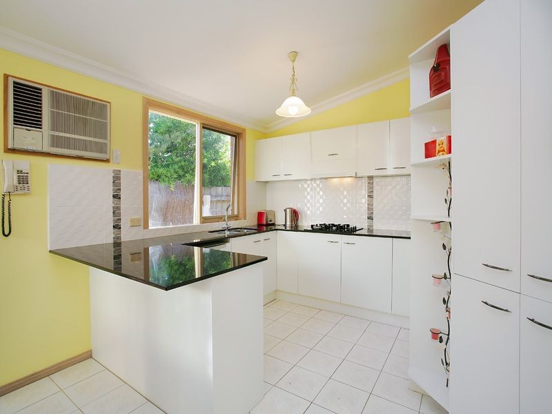 16 CEDAR DRIVE, Hastings VIC 3915