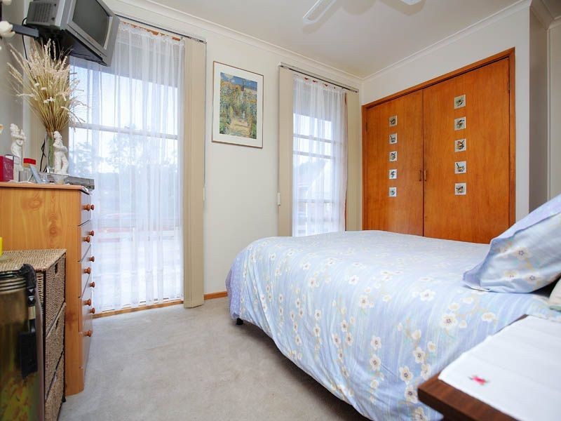 9 Curlew Court, Hastings VIC 3915