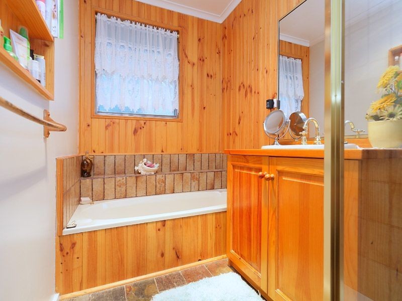 9 Curlew Court, Hastings VIC 3915