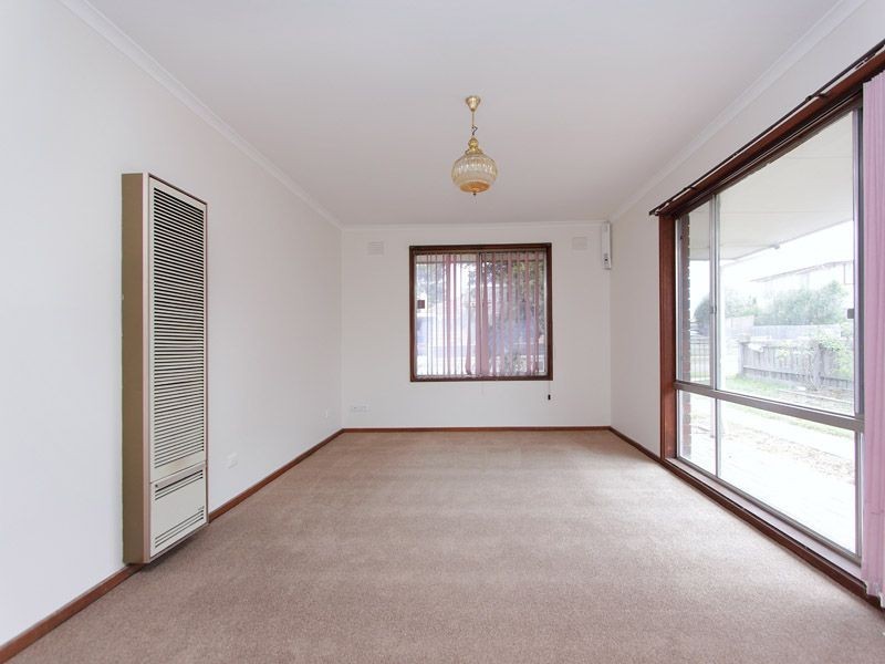 21 PENSHURST AVENUE, Hastings VIC 3915