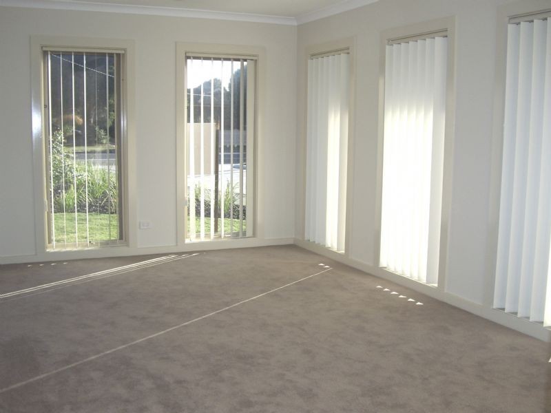 2 JAMES HIRD DRIVE, Hastings VIC 3915