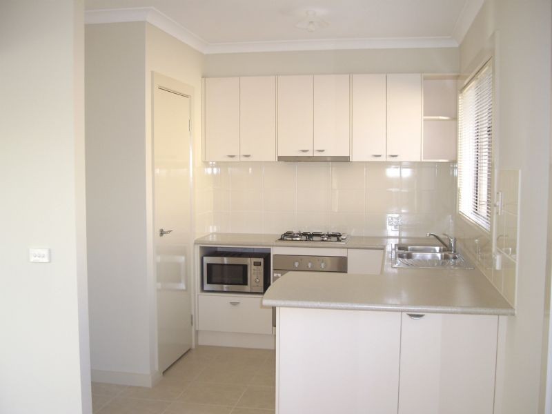 2 JAMES HIRD DRIVE, Hastings VIC 3915