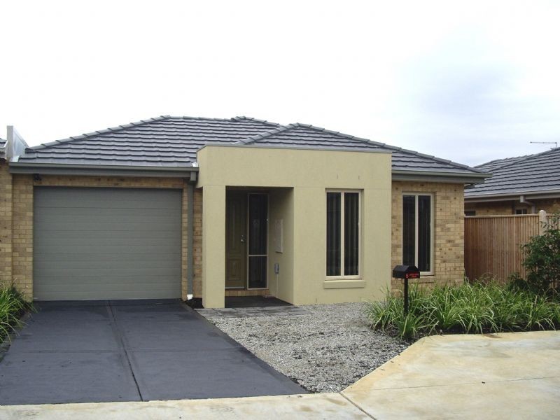 5 James Hird Drive, Hastings VIC 3915