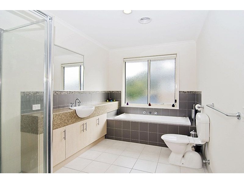 4/250 High Street, Hastings VIC 3915