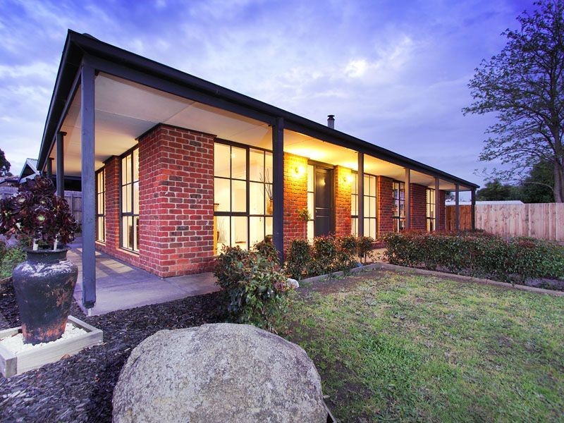 14 Cedar Drive, Hastings VIC 3915