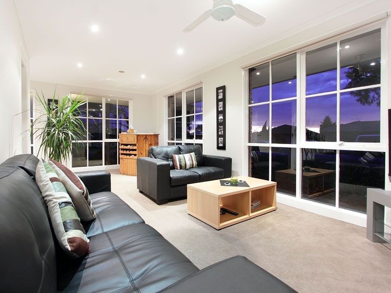 14 Cedar Drive, Hastings VIC 3915