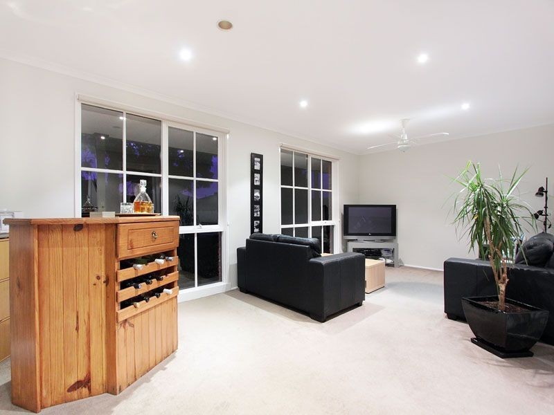 14 Cedar Drive, Hastings VIC 3915