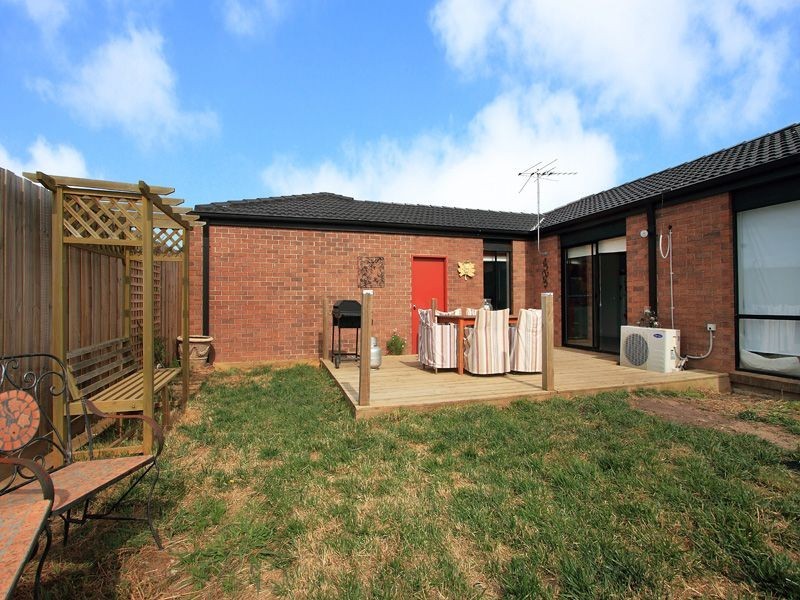 15 Mariners Way, Hastings VIC 3915