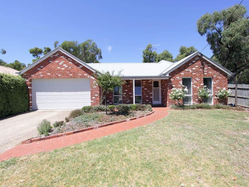 13 Flinders Street, Bittern VIC 3918