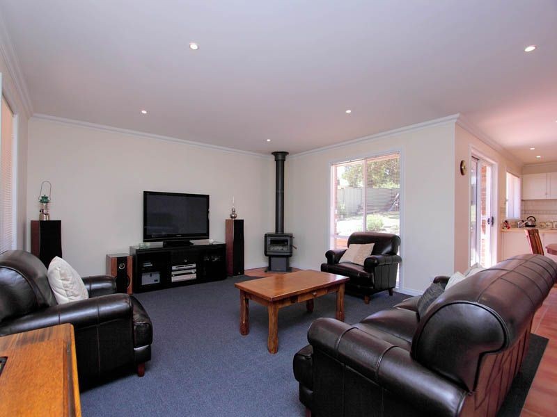 13 Flinders Street, Bittern VIC 3918